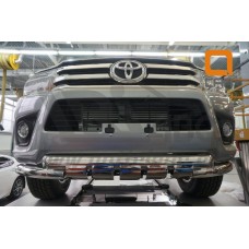 Защита переднего бампера Toyota Hilux 2016+