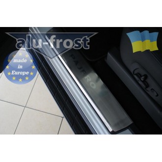 Накладки на пороги Alufrost для Mitsubishi Pajero Wagon 4